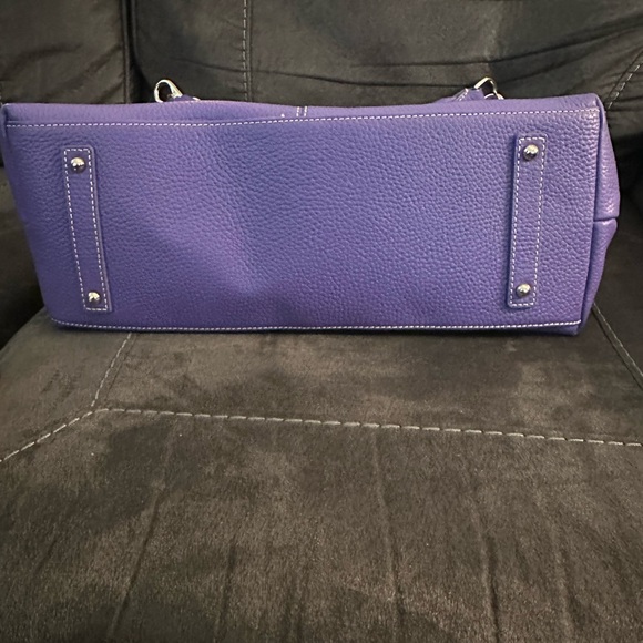 Dooney & Bourke Purple Shoulder Bag with Pebbled Texture - Picture 3 of 7